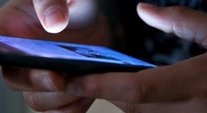 ROMA: FILMAVA LE PARTI INTIME DELLE RAGAZZE, ARRESTATO