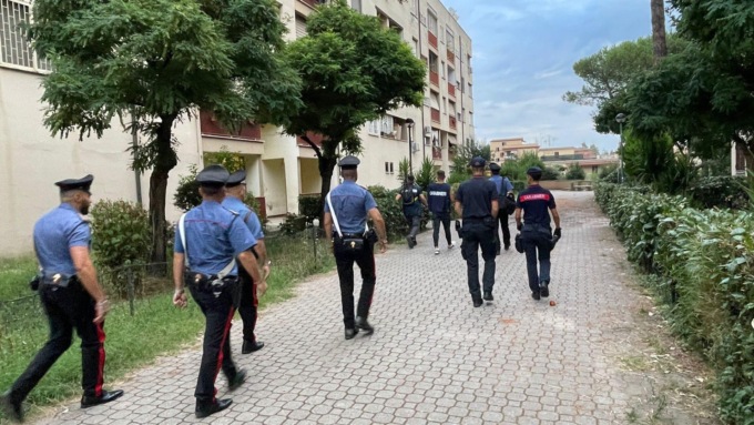 ROMA: CONTROLLI A TOR BELLA,  UN ARRESTO E 9 DENUNCE