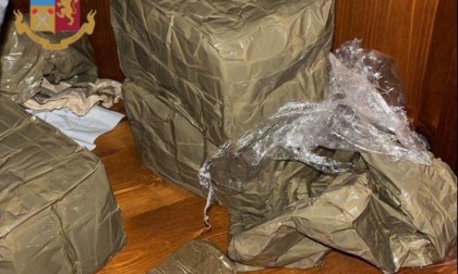 ROMA: SPACCIO DI DROGA A TOR SAPIENZA, SEQUESTRATI 14 CHILI DI HASHISH