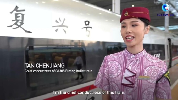 Cina: rete ferroviaria ad alta velocità raggiunge regioni carsiche