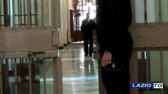 FROSINONE: DROGA IN CARCERE, ARRESTATA