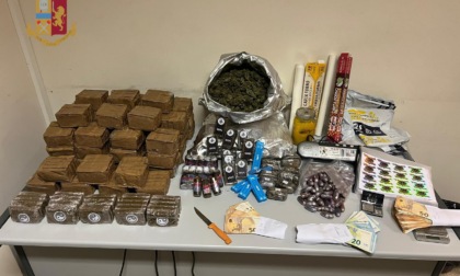 ROMA: DROGA NEL QUARTIERE, TRE ARRESTI