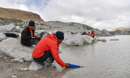 Cina: team di spedizione conduce ricerche scientifiche su monte Cho Oyu (3)