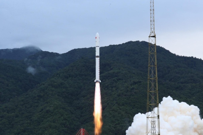 Cina: lancia nuovo satellite per telerilevamento