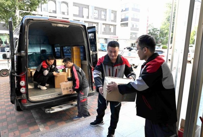 Cina: gestiti oltre 5,1 mld di pacchi durante la vacanza di 8 giorni