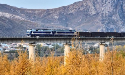 Cina: oltre 1.400 chilometri di ferrovie in servizio nei primi 3 trimestri