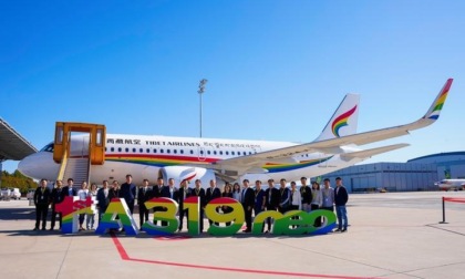 Airbus consegna aereo assemblato in Cina a Tibet Airlines