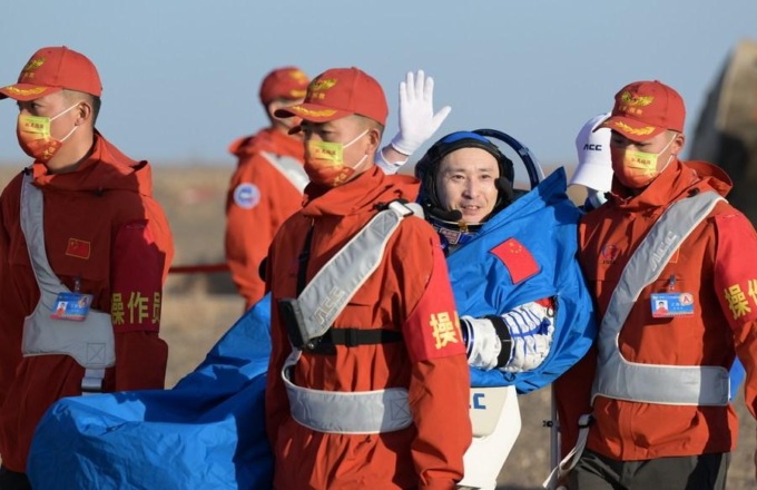 Cina: astronauti del Shenzhou-16 rientrati in sicurezza (3)