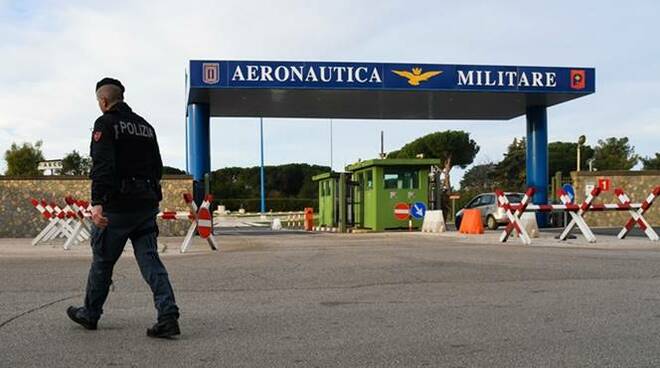 GUERRA IN ISRAELE: ATTERRATO A PRATICA DI MARE BOEING CON ITALIANI IN FUGA