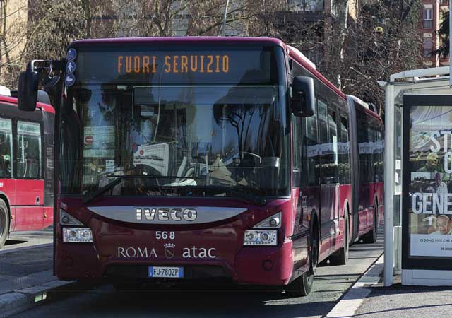 ROMA: SCIOPERO DEI MEZZI E DEI TAXI, INIZIO SETTIMANA DIFFICILE