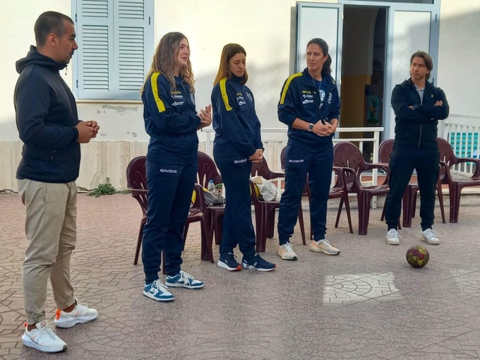 PALLAMANO A1 FEMMINILE: PONTINIA E IL PROGETTO SCUOLA