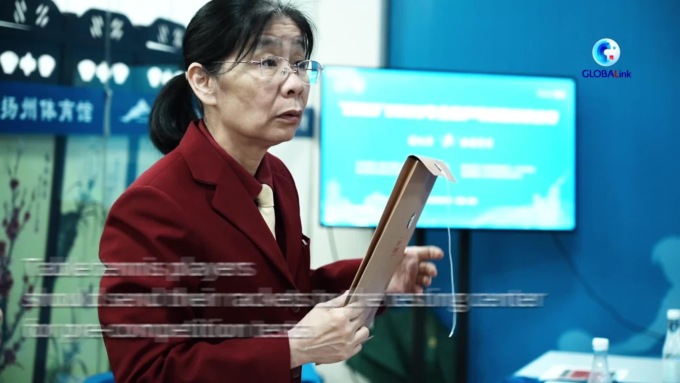 Cina: test meticolosi delle racchette da ping pong prima delle gare