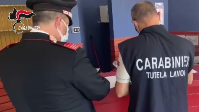 ROMA: DENUNCIATI 58 FURBETTI DEL REDDITO