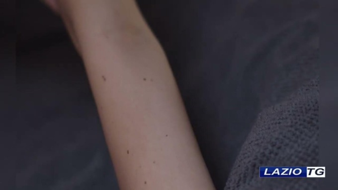 ROMA: SCOPERTO CENTRO MASSAGGI A LUCI ROSSE