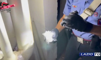 ROMA: TRAFFICO DI DROGA, 6 ARRESTI