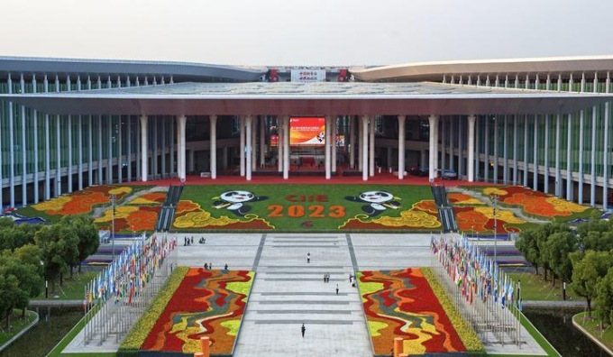 CIIE: premier Li, Cina si impegna a semplificare ulteriormente accesso al mercato