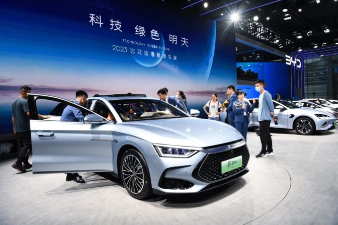 Cina: vendite auto +13,8% a ottobre