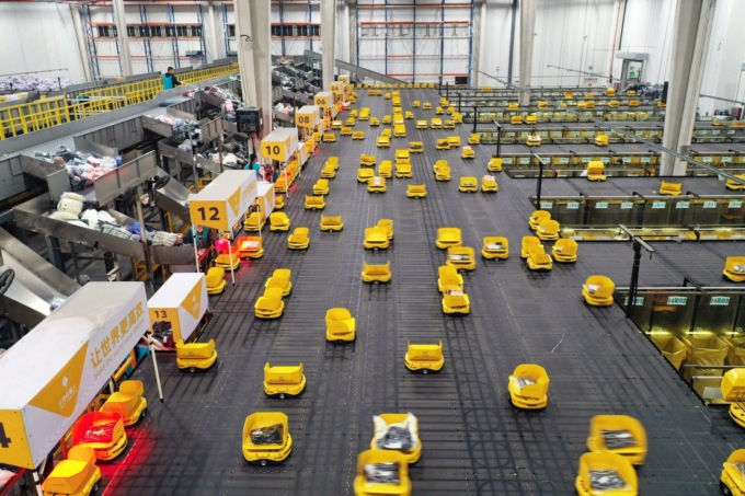 Cina: settore consegne espresse mantiene rapida crescita a gen-ott