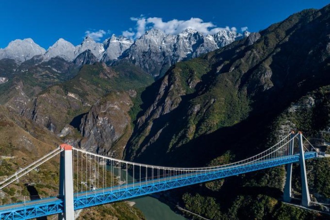 Cina: nuova ferrovia collega Lijiang a Shangri-la nel sud del Paese