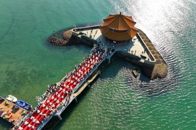 Cina: matrimonio di gruppo per 100 coppie nello Shandong