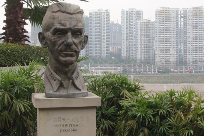 Cina: ex piloti delle “Tigri Volanti” visitano Chongqing