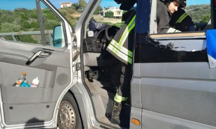 CIVITAVECCHIA: CAMION CONTRO NCC, UN MORTO E NOVE FERITI