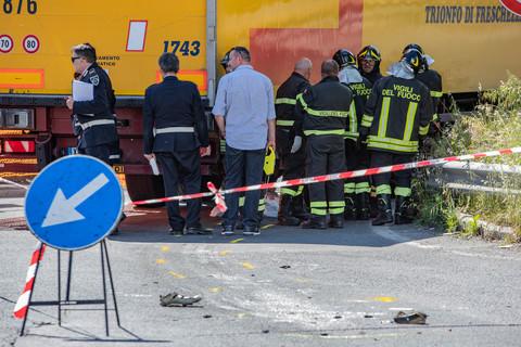 ROMA: INVESTITO E UCCISO DA UN CAMION