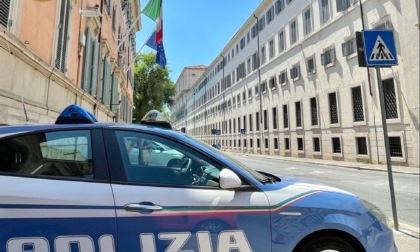 ROMA: TENTATA RAPINA ALLE POSTE, TRE ARRESTI