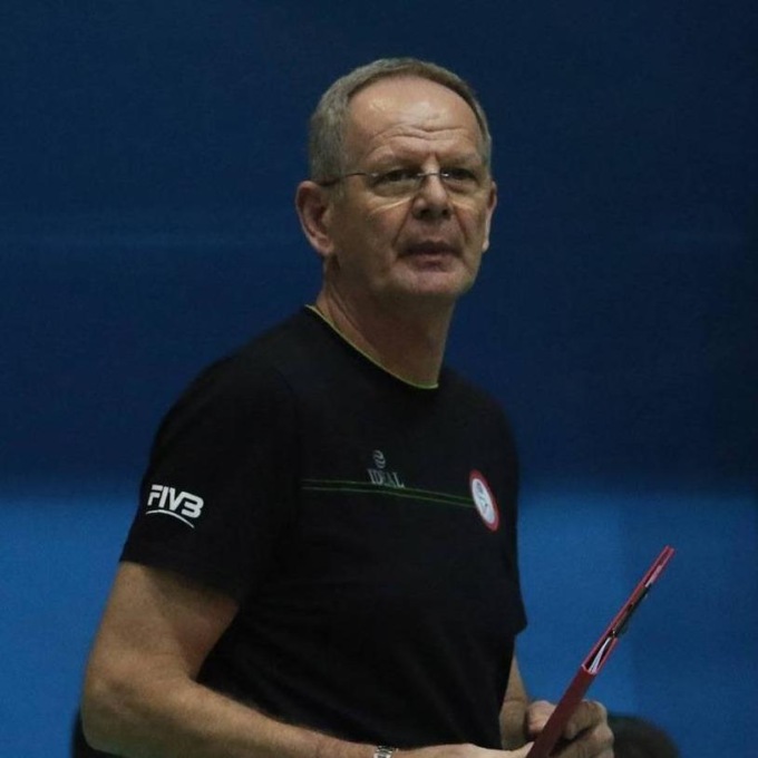 PALLAVOLO SUPERLEGA: TARANTO, TRAVICA NUOVO ALLENATORE