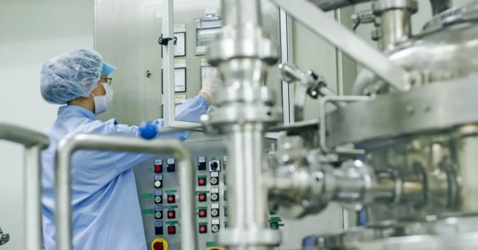 Cina: vanta oltre 10.000 grandi imprese industriali farmaceutiche