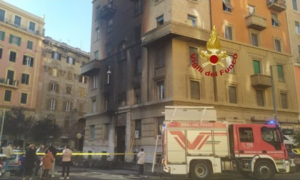ROMA: MOTORINI IN FIAMME A PRATI
