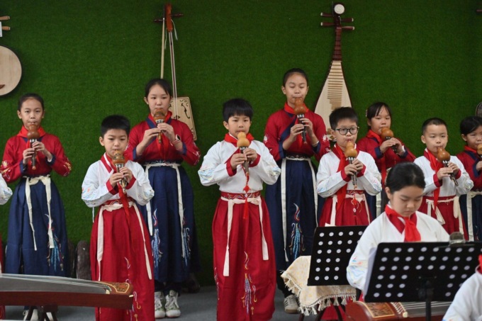 Cina: Guangxi, educazione a cultura a Wuzhou (1)