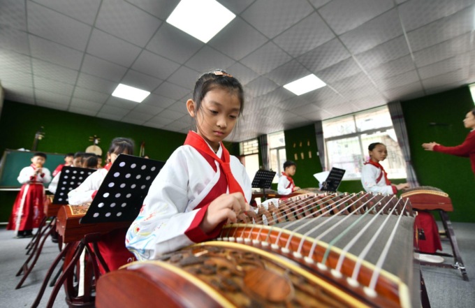 Cina: Guangxi, educazione a cultura a Wuzhou (2)