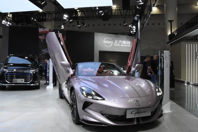 Cina: congresso dei veicoli a nuova energia ad Haikou