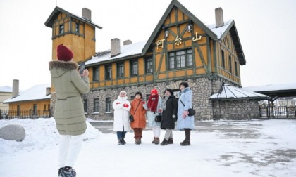 Cina: Mongolia Interna, Arxan promuove turismo legato a ghiaccio, neve (1)