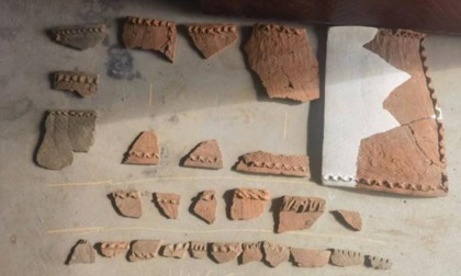 Cina: Henan, rinvenuta terracotta a forma di tegola di 5.800 anni fa