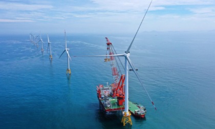 Cina: capacità di energia rinnovabile supera energia termica