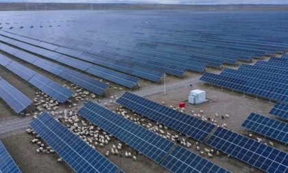 Cina: altopiano Qinghai-Tibet, al via progetto fotovoltaico da 900 MW