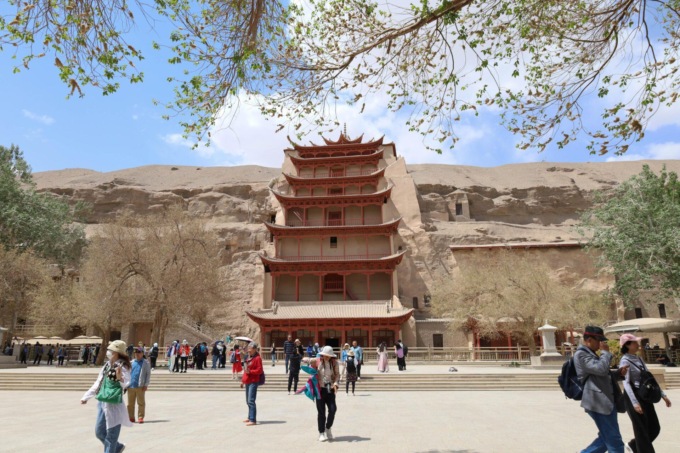 Cina: aeroporto Dunhuang Mogao ripristina rotte aeree internazionali
