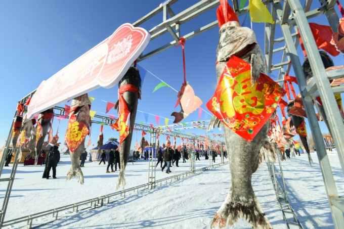 Cina: Heilongjiang, evento di pesca invernale a Daqing (2)