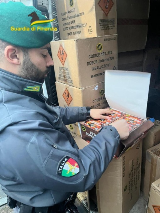 CAPODANNO: FUOCHI ILLEGALI, ANCORA SEQUESTRI
