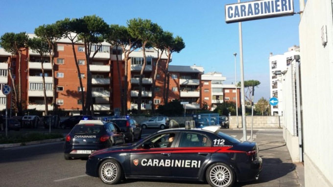 ROMA: UOMO ACCOLTELLATO AD OSTIA, SI INDAGA