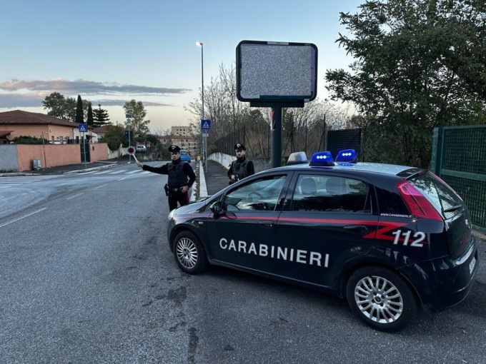 GUIDONIA: MINACCE ED ESTORSIONE, ARRESTATO