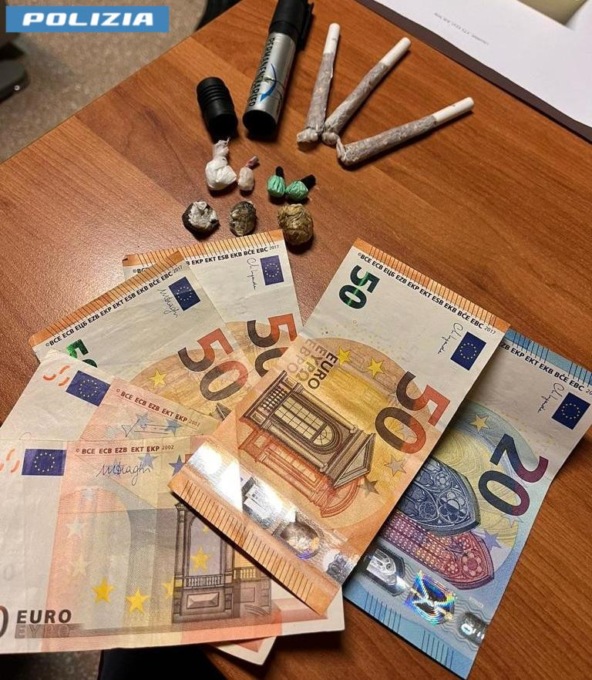 ROMA: SPACCIO DI DROGA, 6 ARRESTI