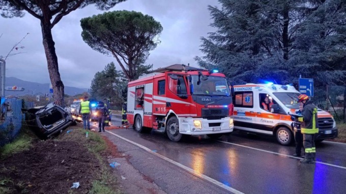 RIETI: SCONTRO SULLA TERMINELLESE, MORTA UNA 17ENNE