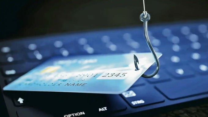 CISTERNA: SCOPERTA TRUFFA INFORMATICA