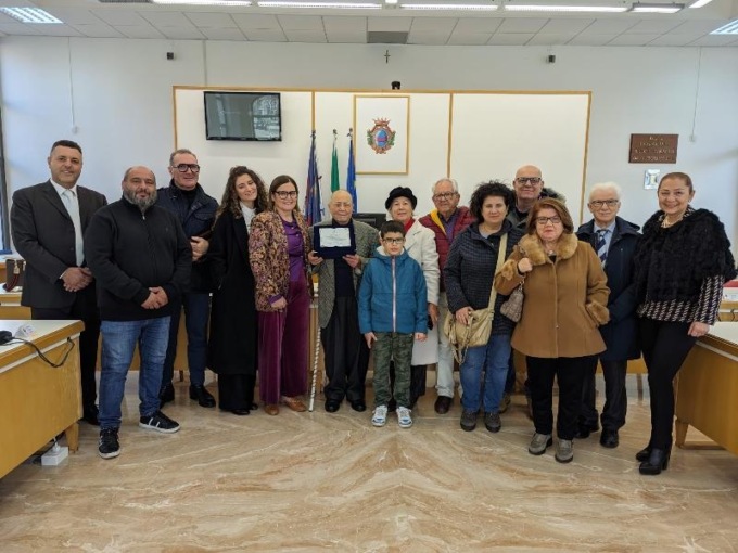 FONDI: FILIPPO PANNO, CALZOLAIO A 89 ANNI