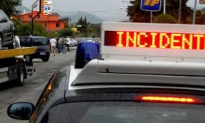 ANAGNI: SCONTRO AUTO – CAMION, MORTA UNA DONNA