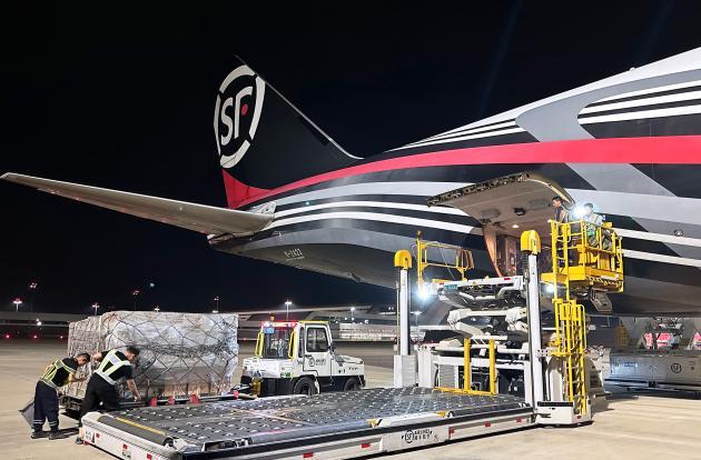 Cina: settore aviazione civile vede aumento viaggi passeggeri nel 2023