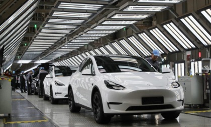 Cina: Gigafactory Tesla a Shanghai ha consegnato 947.000 veicoli nel 2023